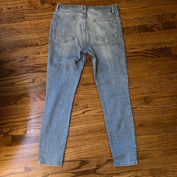Frame Le High High-Rise Skinny Jeans in Overturn. Preowned size 31 - Picture 6 of 6